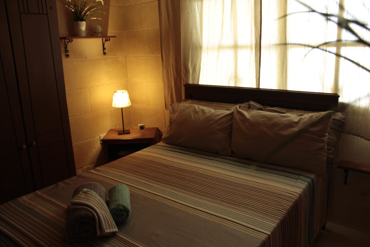 Bed and Breakfast Il Pomo Bianco Qala Екстер'єр фото